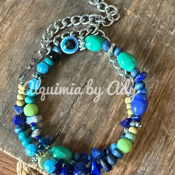 Alquimia Blue lapis wrap around and Green Beaded Bracelet - Picture 2 of 2